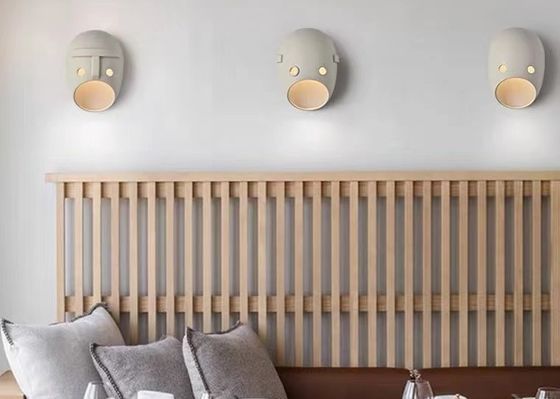 Modern Single  Indoor Hotel Interior Bedroom LED Wall Lamp