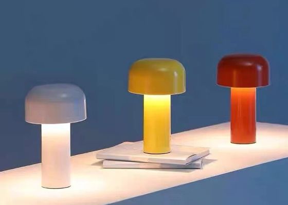 Home Decor Eye Protection Table Lamp Made In China Iron Table Lamp  USB Bedside Table Lamps