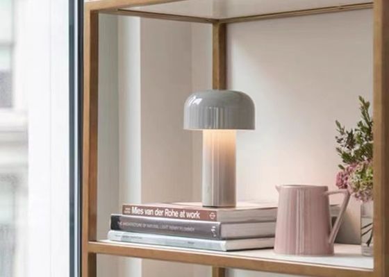 Home Decor Eye Protection Table Lamp Made In China Iron Table Lamp  USB Bedside Table Lamps